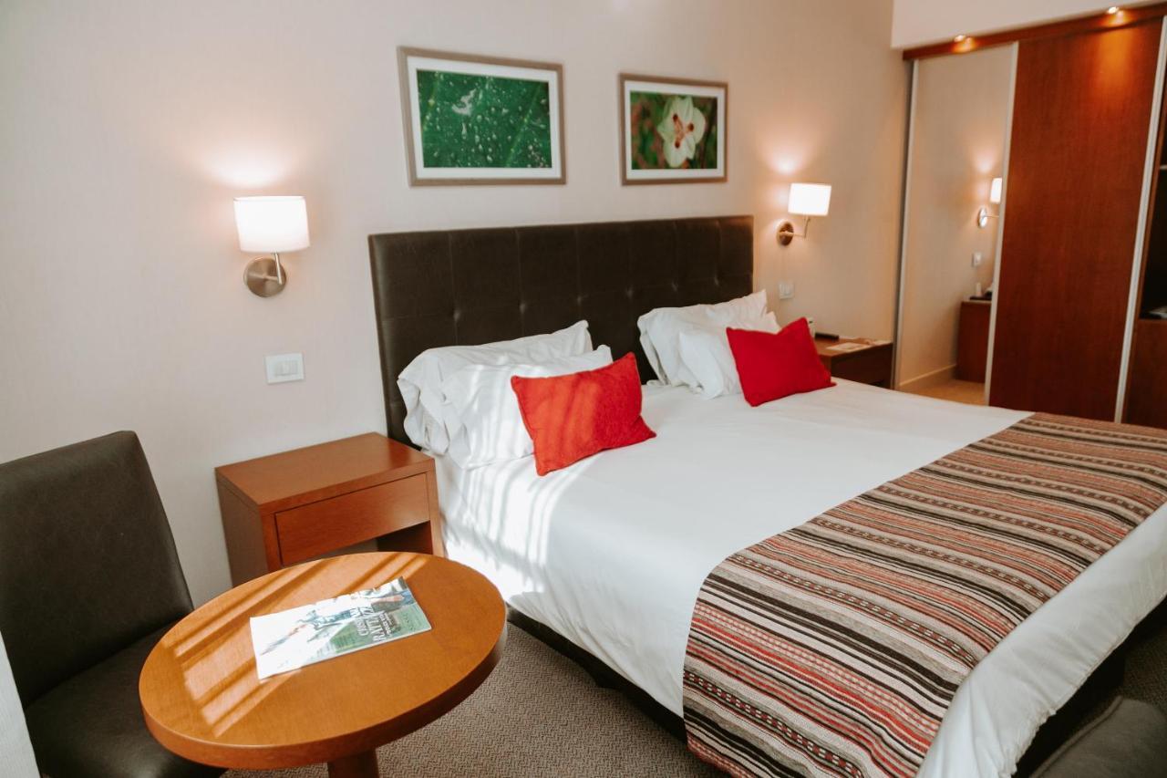 Howard Johnson Hotel Yerba Buena Εξωτερικό φωτογραφία
