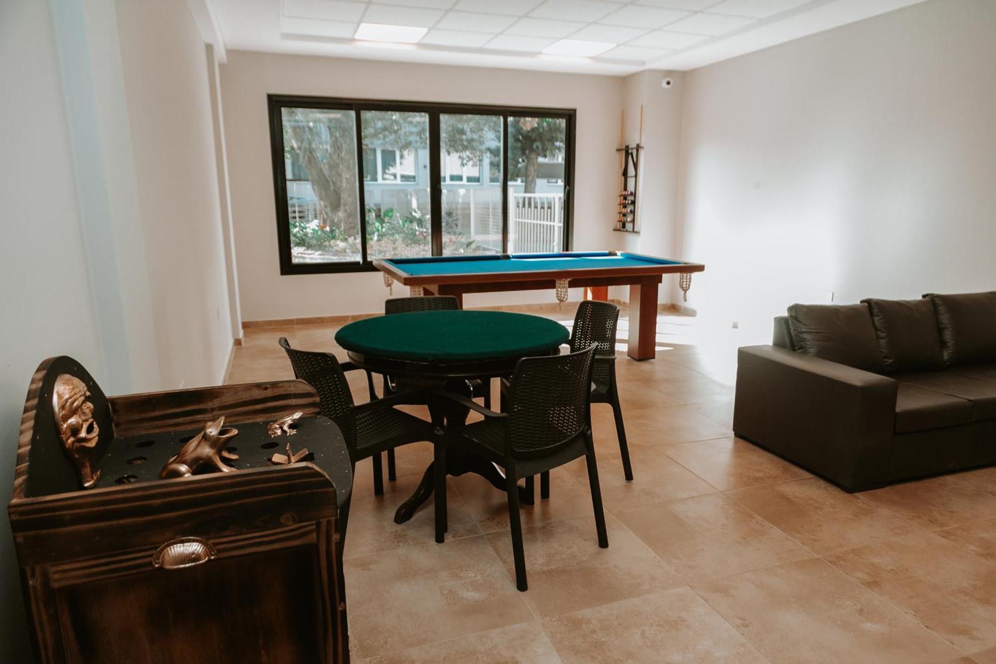 Howard Johnson Hotel Yerba Buena Εξωτερικό φωτογραφία