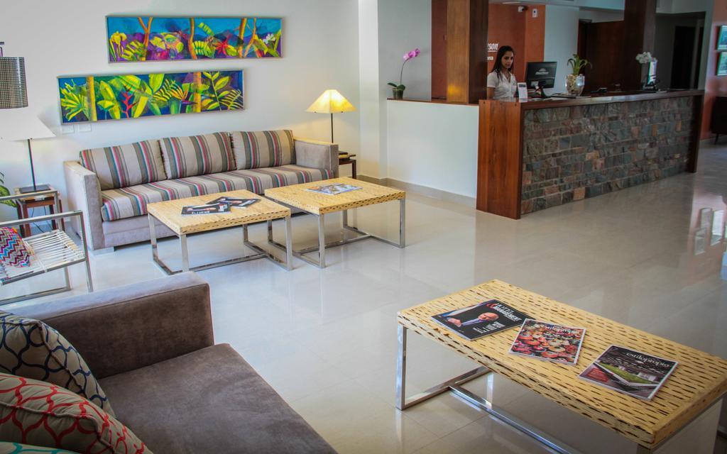 Howard Johnson Hotel Yerba Buena Εξωτερικό φωτογραφία