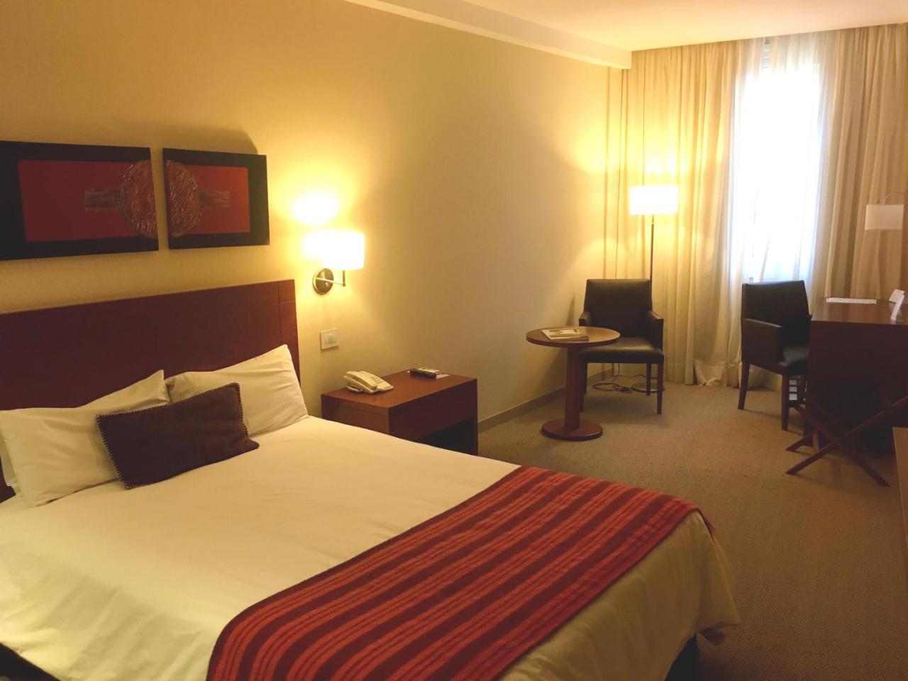 Howard Johnson Hotel Yerba Buena Εξωτερικό φωτογραφία